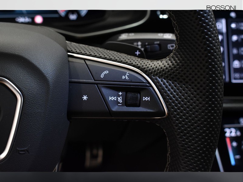 7 - Audi Q8 3.0 v6 tdi mhev 286cv s line edition quattro