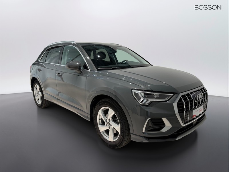 7 - Audi Q3 35 2.0 tdi business advanced s tronic