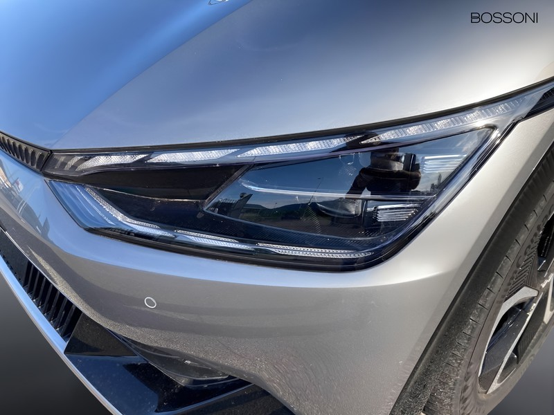 13 - Kia EV6 77,4 kwh air special edition awd