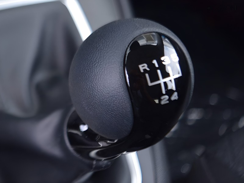 13 - Mg ZS 1.5 standard