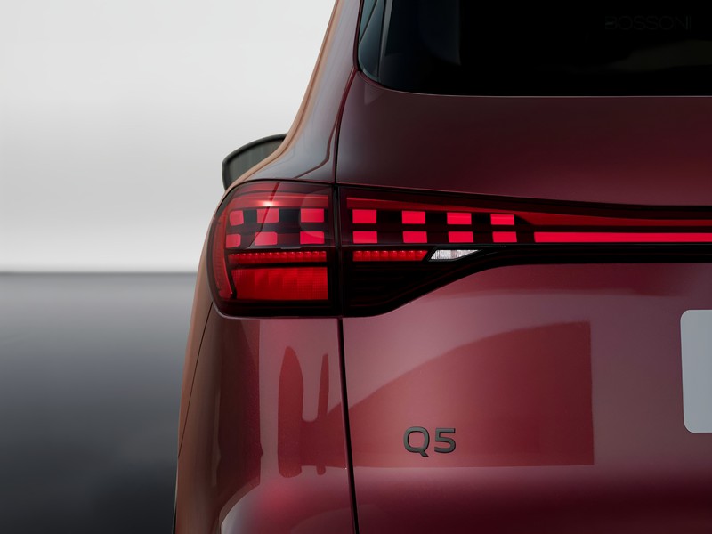 7 - Audi Q5 2.0 e-hybrid 299cv s line edition quattro s tronic