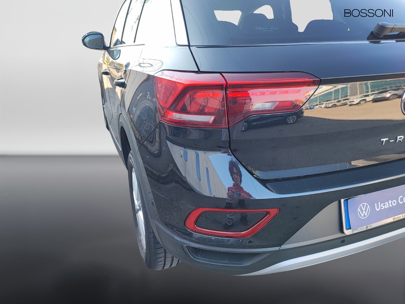 25 - Volkswagen T-Roc 2.0 tdi scr 115cv style