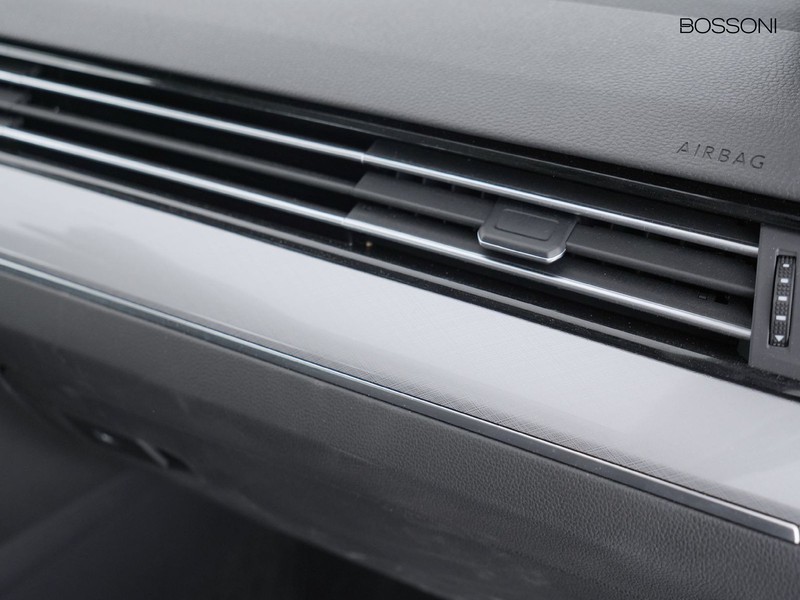 19 - Volkswagen Passat variant 2.0 tdi scr evo 150cv business dsg