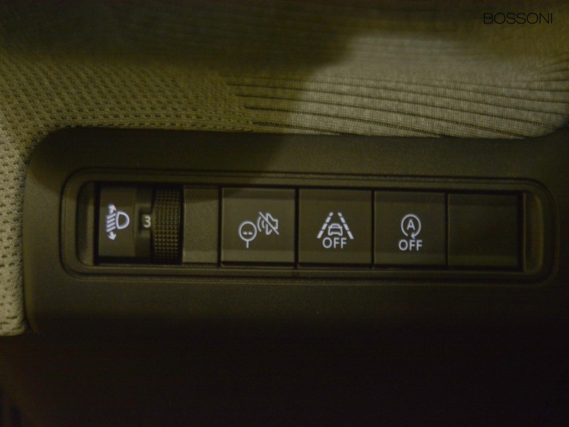 19 - Citroen C3 1.2 puretech turbo 100cv max s&s