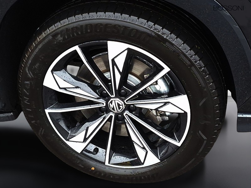 13 - Mg HS 1.5 phev comfort auto