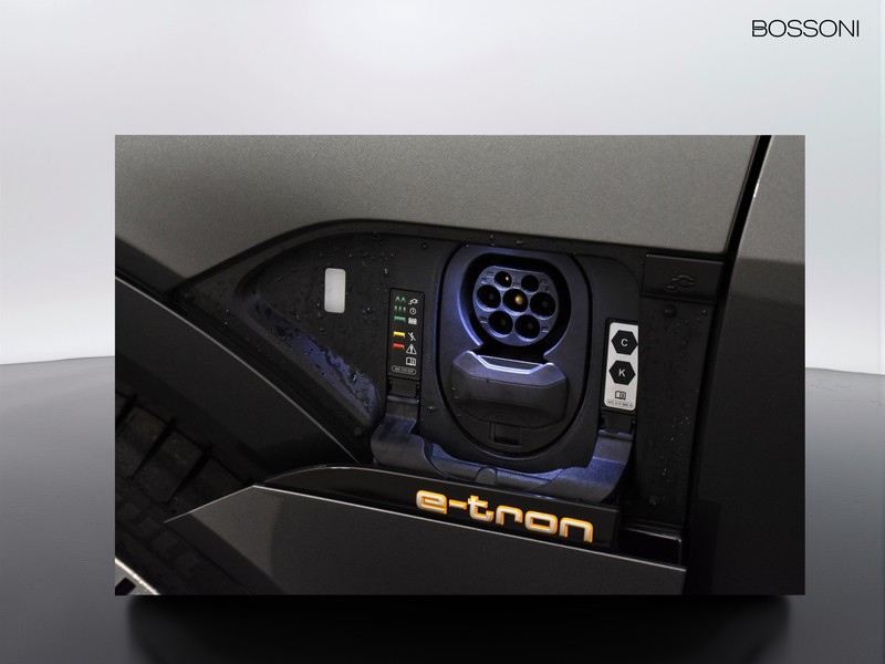 25 - Audi e-tron sportback 50 s line edition quattro cvt