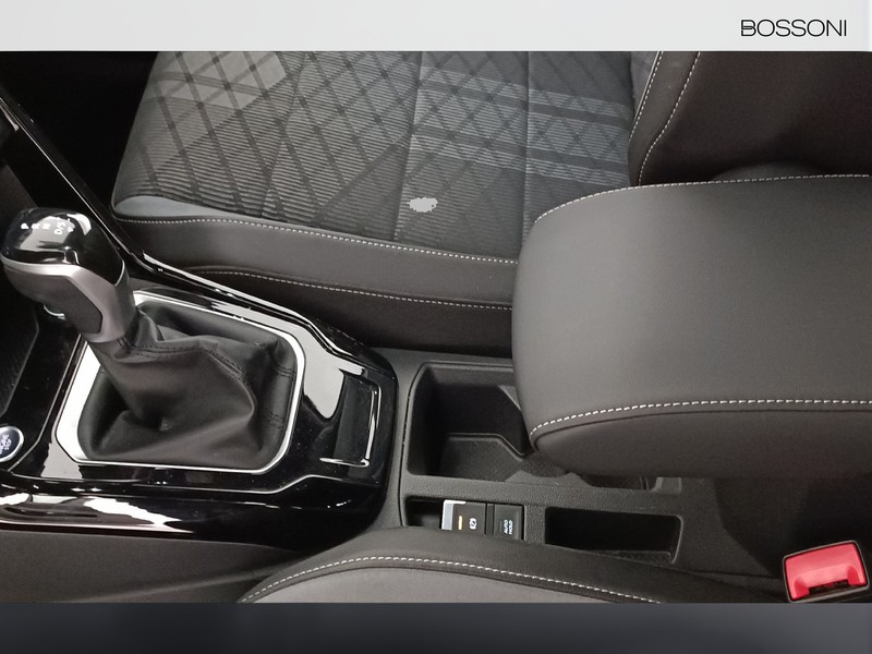 25 - Volkswagen T-Roc 2.0 tdi scr 150cv r line dsg