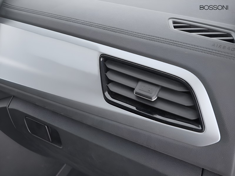 19 - Volkswagen T-Roc 2.0 tdi scr 150cv life dsg