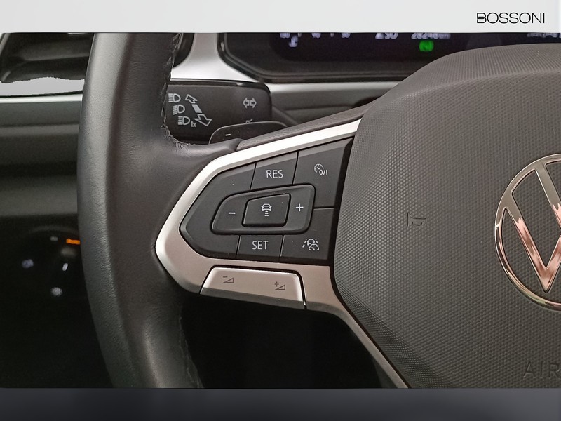 25 - Volkswagen T-Roc 2.0 tdi scr 150cv life dsg