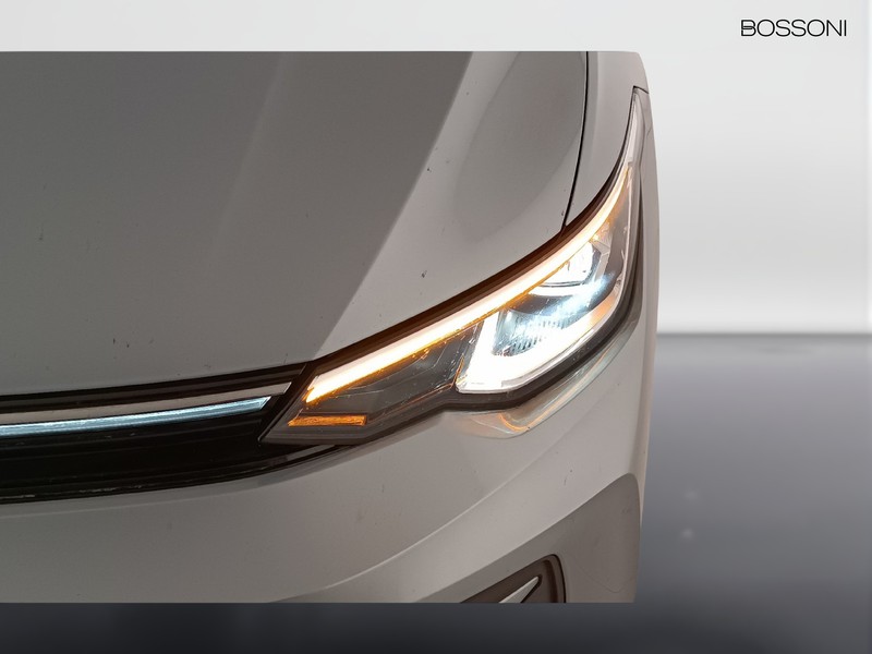 43 - Volkswagen Golf 2.0 tdi scr 150cv style dsg