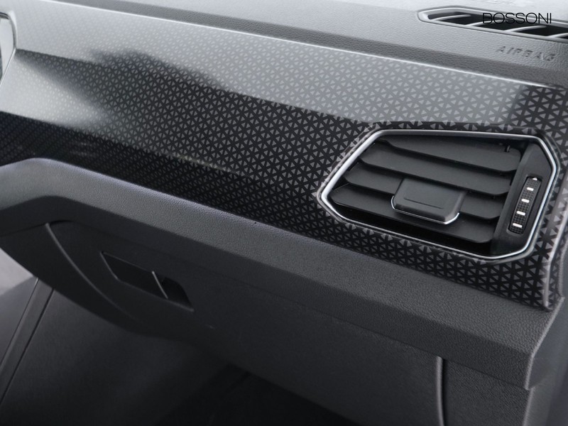 19 - Volkswagen T-Cross 1.5 tsi 150cv advanced dsg