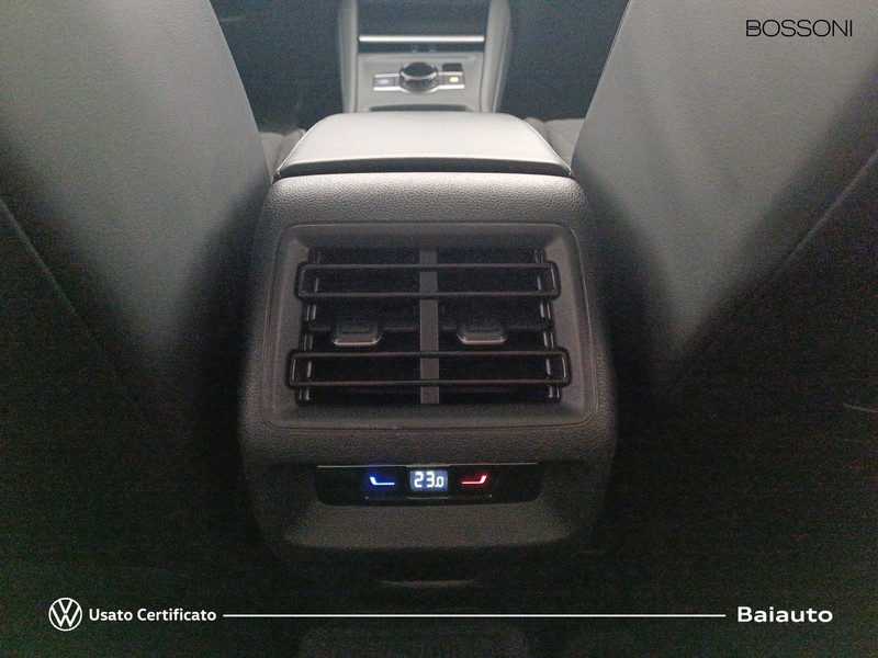 13 - Volkswagen Tiguan 1.5 etsi act 130cv life dsg