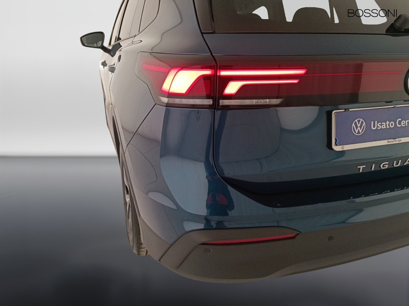 25 - Volkswagen Tiguan 1.5 etsi act 130cv life dsg