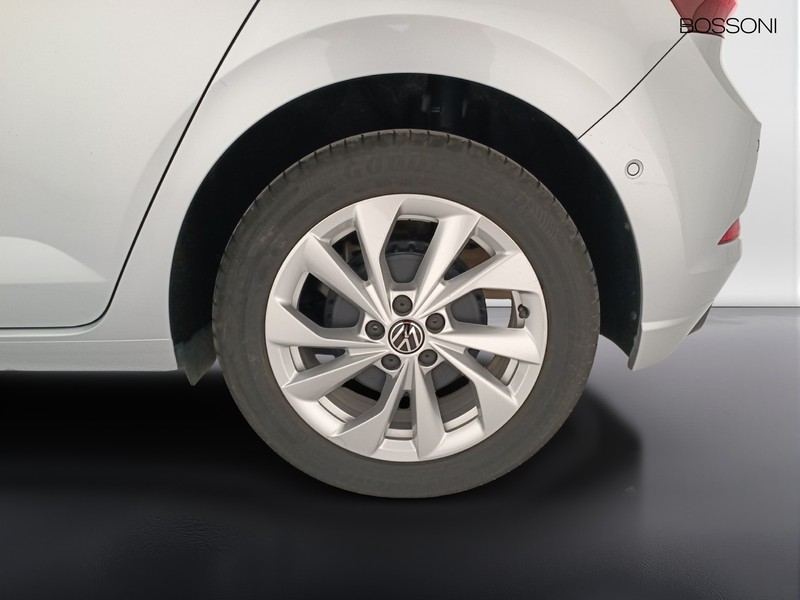 25 - Volkswagen Polo 1.0 tsi 95cv style