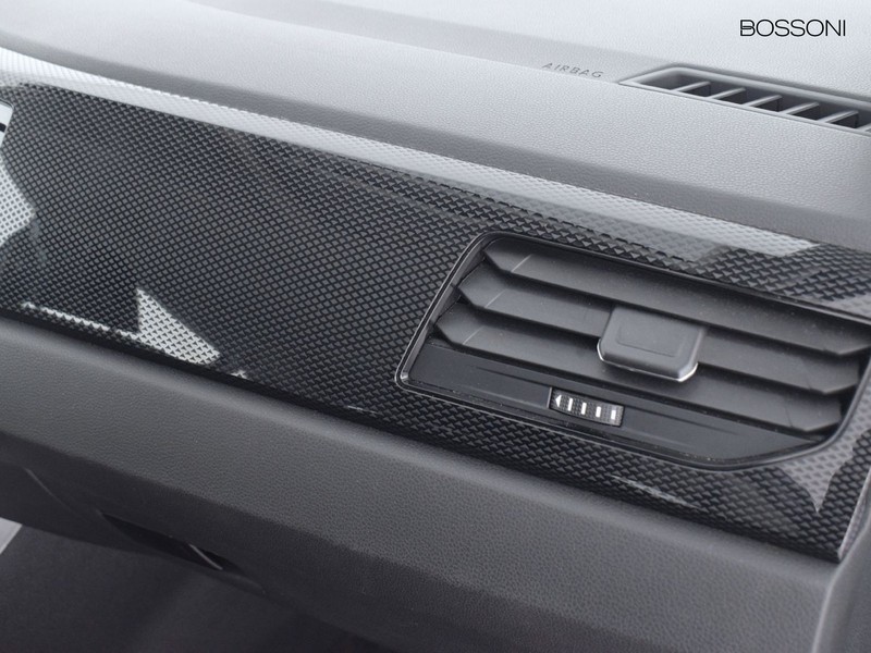 19 - Volkswagen Polo 1.0 tsi 95cv life dsg