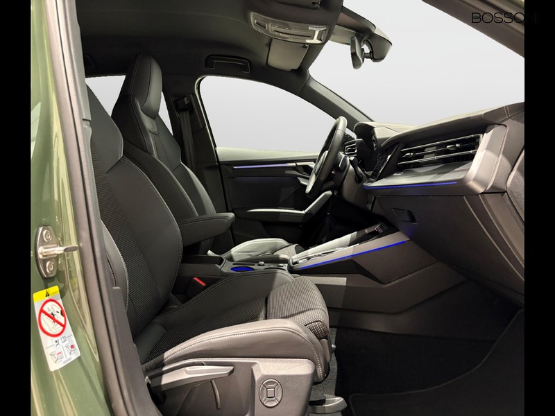 13 - Audi A3 sportback 2.0 tdi 150cv s line edition s tronic