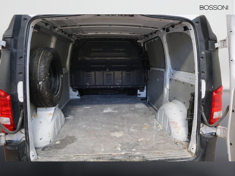 13 - Mercedes Vans Vito 110 cdi compact fwd my20