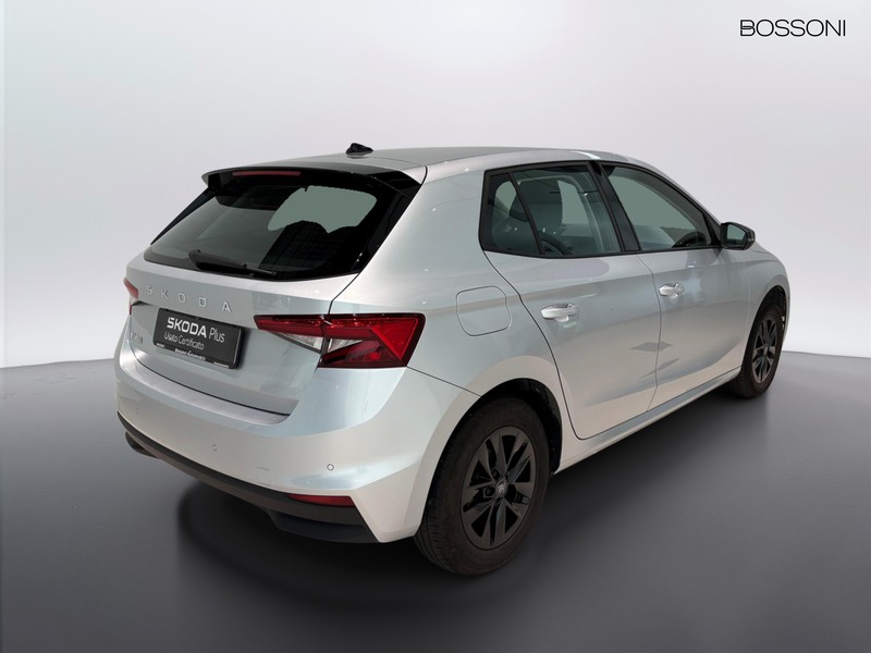 7 - Skoda Fabia 1.0 tsi 95cv young edition