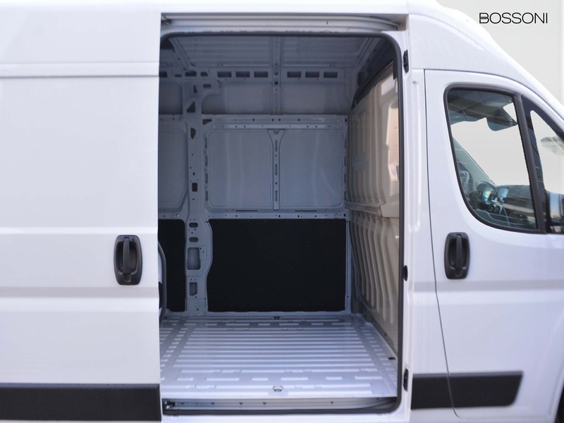 13 - Peugeot Boxer 35 l2h2 2.2 diesel 140cv s&s