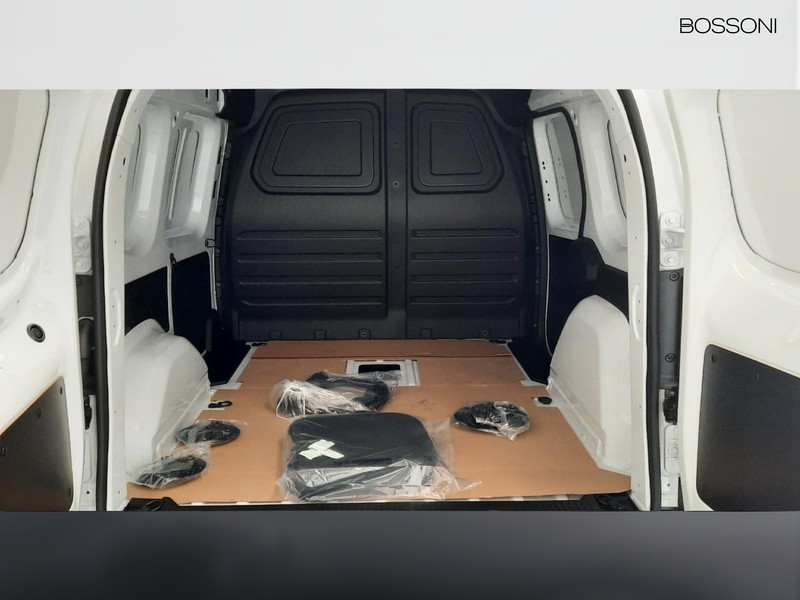 13 - Mercedes Vans Citan efurgone long 45kwh