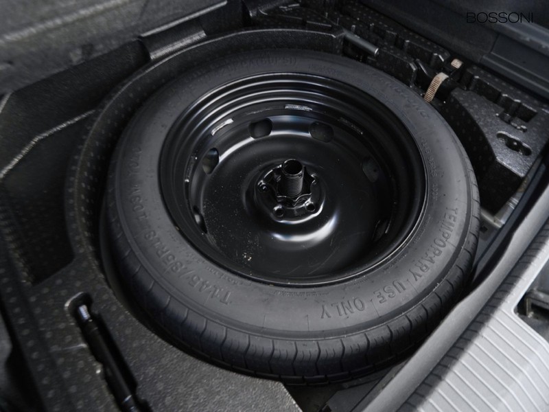 31 - Volkswagen Tiguan 2.0 tdi scr 150cv life dsg