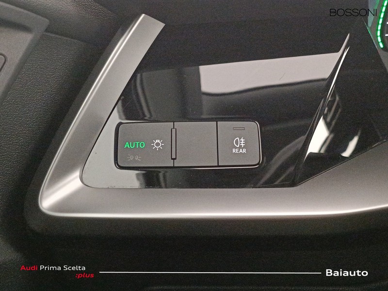 19 - Audi A3 sportback 30 1.5 g-tron business s tronic