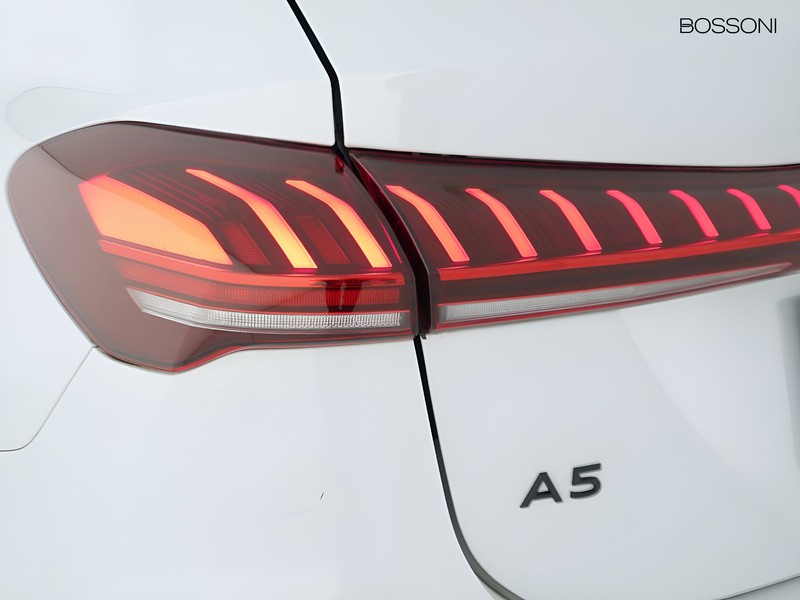 7 - Audi A5 avant 2.0 tdi mhev+ 204cv business advanced