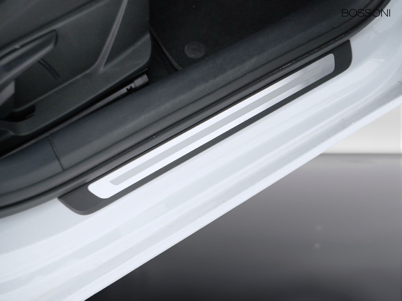 19 - Audi A5 avant 2.0 tdi mhev+ 204cv business advanced