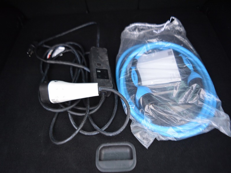 13 - Kia Sportage 1.6 t-gdi phev style awd at6