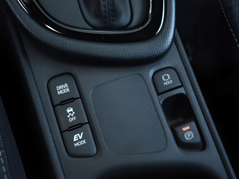 19 - Toyota Yaris 1.5 hybrid 115 trend e-cvt