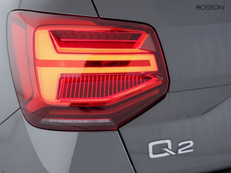 7 - Audi Q2 35 1.5 tfsi s line edition s tronic