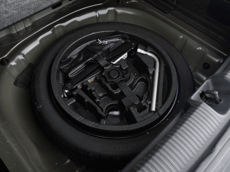 31 - Audi Q2 35 1.5 tfsi s line edition s tronic