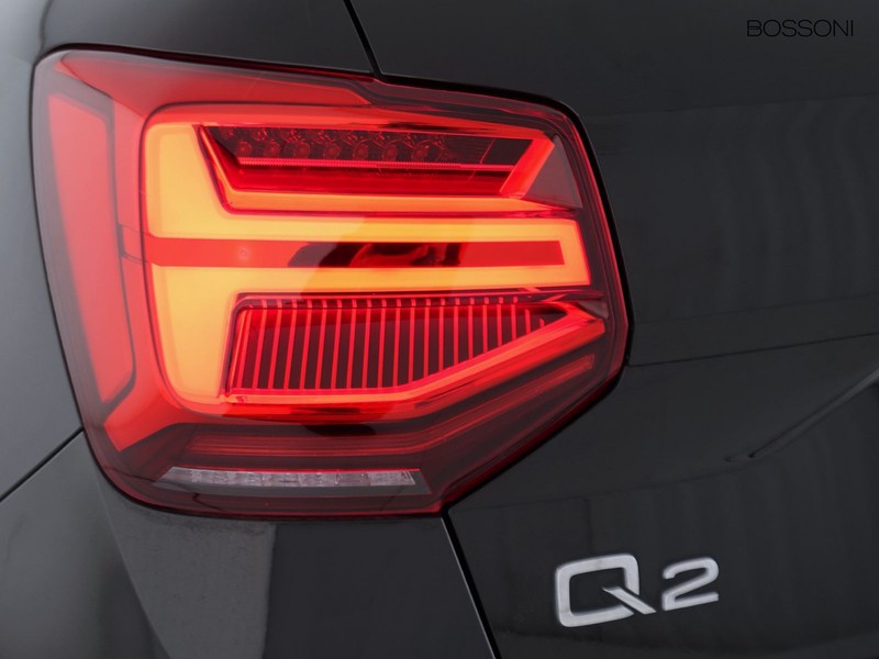 7 - Audi Q2 35 2.0 tdi admired advanced s tronic