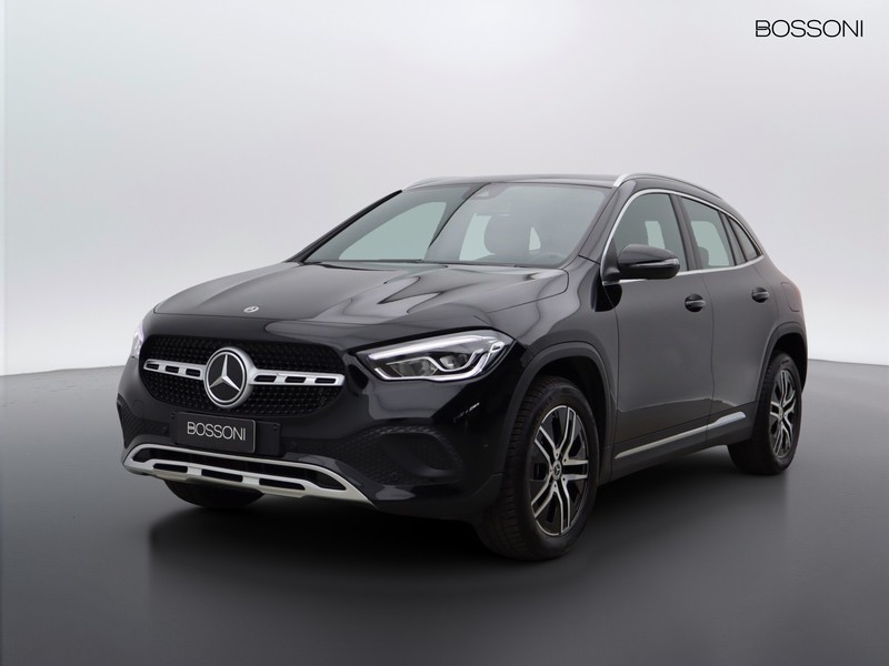 1 - Mercedes GLA 180 d sport plus 8g-dct