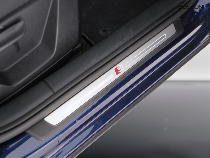 19 - Audi Q2 35 1.5 tfsi s line edition s tronic