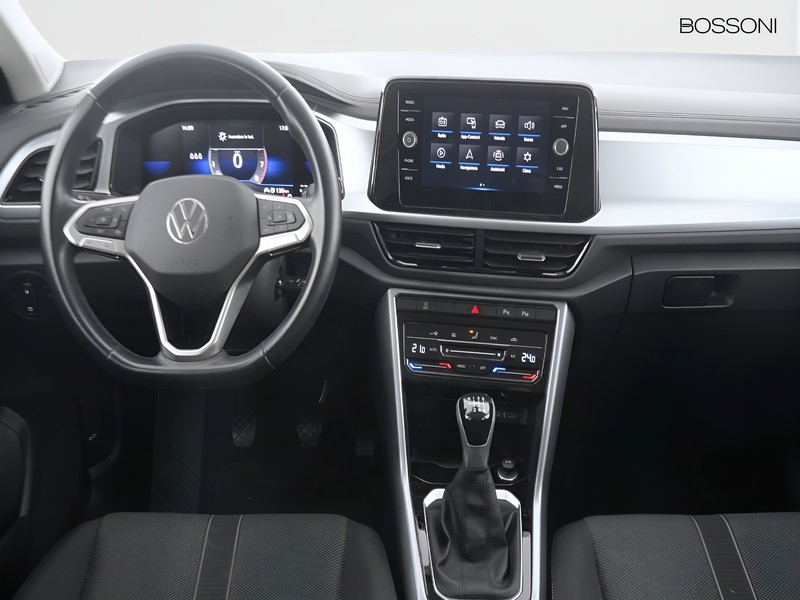 7 - Volkswagen T-Roc 1.0 tsi 110cv life