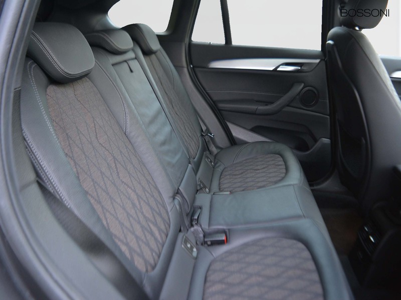 7 - BMW X1 25e xdrive xline steptronic