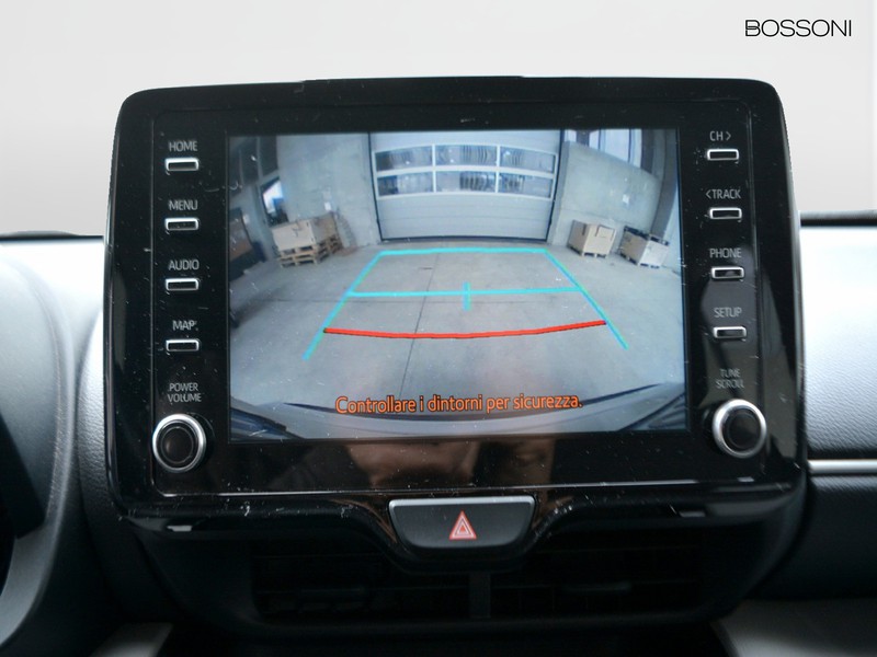 19 - Toyota yaris cross 1.5 h 116cv business fwd e-cvt