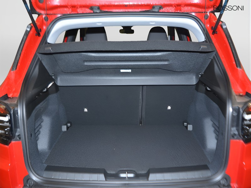 13 - Jeep Avenger 1.2 turbo 100cv altitude fwd