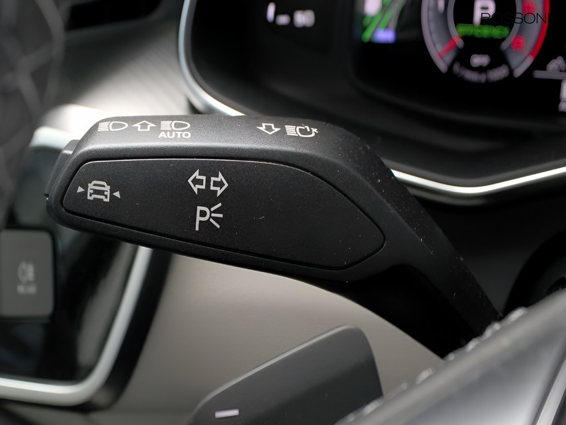 25 - Audi A6 avant 40 2.0 tdi mhev 12v business advanced quattro ultra s tronic