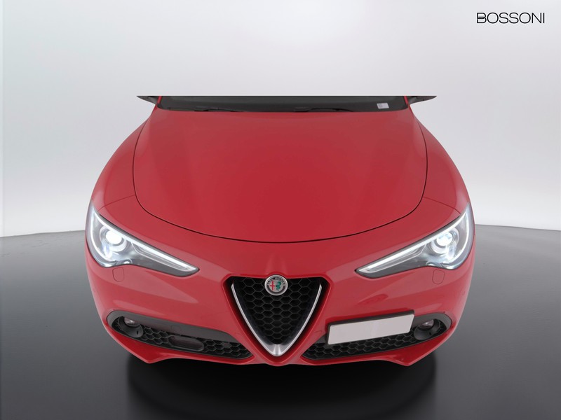 13 - Alfa Romeo Stelvio 2.2 turbo 210cv ti q4 at8