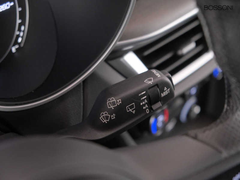 25 - Alfa Romeo Stelvio 2.2 turbo 210cv ti q4 at8