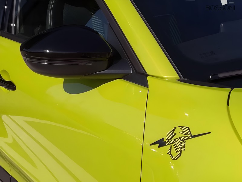 25 - Abarth 600e 54kwh turismo