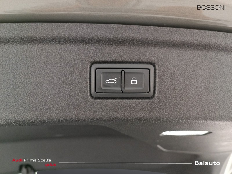 37 - Audi A5 sportback 40 2.0 tdi mhev 204cv s line edition quattro s tronic