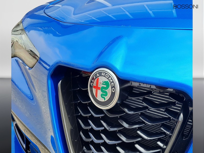 31 - Alfa Romeo Stelvio 2.2 turbo 210cv veloce q4 at8