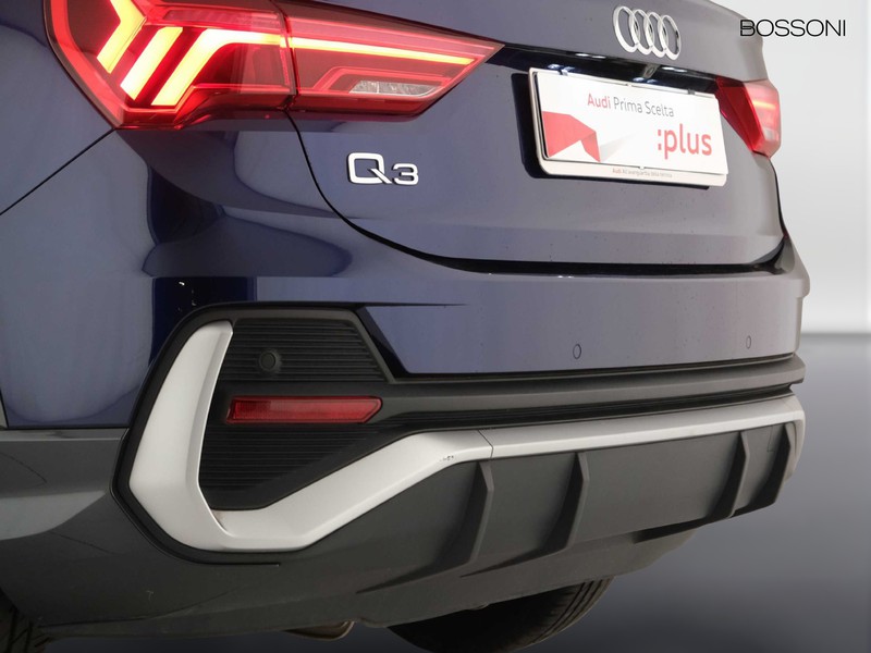 43 - Audi Q3 sportback 35 2.0 tdi s line edition s tronic