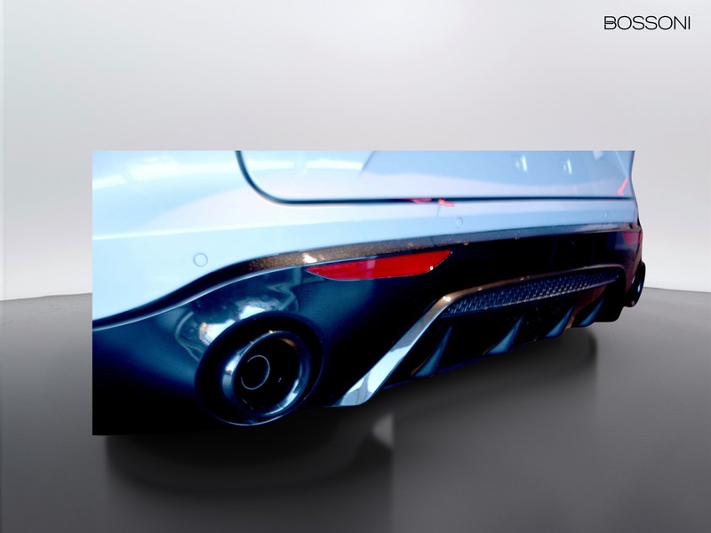 25 - Alfa Romeo Stelvio 2.2 turbo 210cv veloce q4 at8