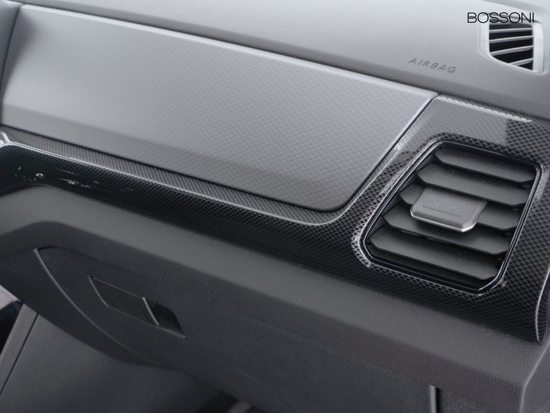 19 - Volkswagen T-Cross 1.0 tsi 95cv edition plus