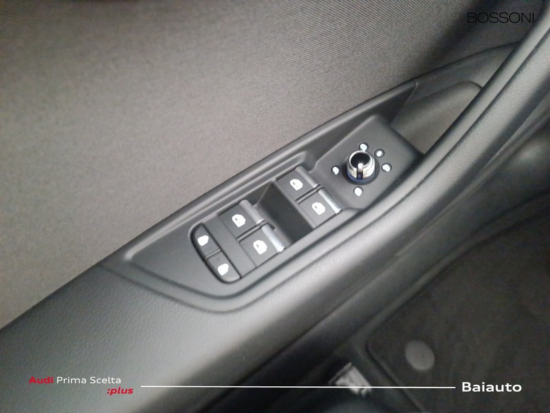 19 - Audi A4 avant 30 2.0 tdi mhev 136cv business advanced s tronic