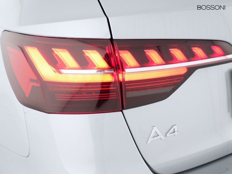 7 - Audi A4 allroad allroad 40 2.0 tdi mhev 204cv identity contrast quattro s tronic